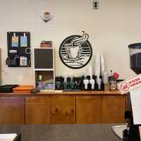 ソウル「明洞コーヒーハウス」のアイスラテが可愛い&生クリームとコーヒーの苦みが最高に美味しい