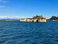 一次看松島灣超過260個島嶼 還有露天區可以吹風看海 松島遊船必看仁王島、鐘島