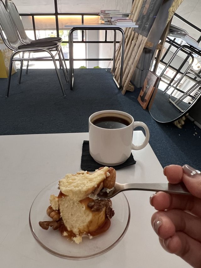 韓国/ソウル【文来】看板猫ちゃんがいるオシャレなカフェ☕️