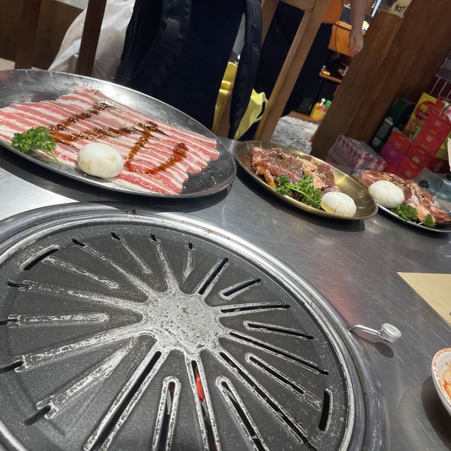 🐷80年代炭火烤肉🇰🇷@深圳街邊鐵桶韓國烤肉料理