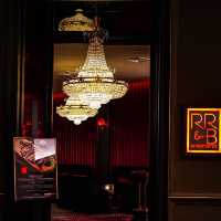 RIB ROOM & BAR Steakhouse ชั้น 31  โรงแรม The La