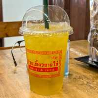 ลูกชิ้นปลาสูตรเด็ดย่านเมืองนนท์