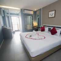 A Convenient Stay at Villa Baron Hotel