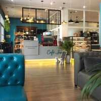 Cafe Inn Shops 