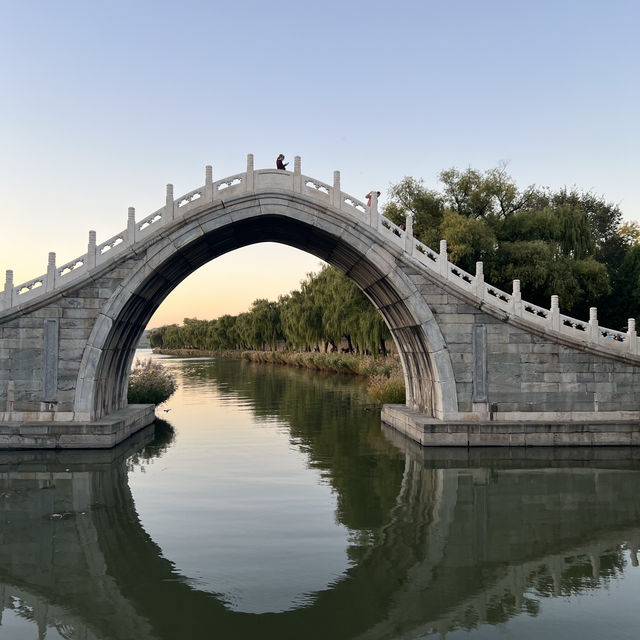 安然自在遊玩頣和園