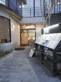 「信州牛肉鍋和涮涮鍋，寬敞舒適的輕井澤餐廳」
