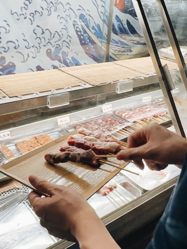 在台灣綠島必去！氛圍感滿滿串燒店！「小信長」