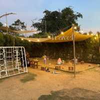 Barakat Lunla Land cafe & farm วิวทุ่งนา