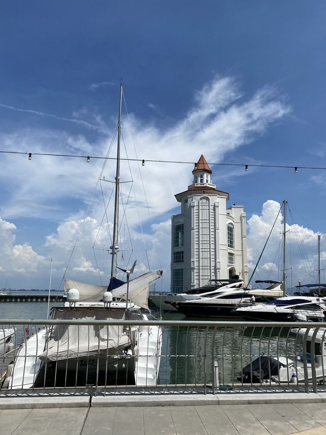 Chilling Marine Promenade with Sea View 🇲🇾