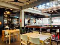 Neighborhood ที่เที่ยวรวมร้านกิน ดื่ม คาเฟ่ 