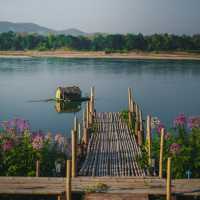 โรงแรมริมน้ำโขงในเชียงคาน 