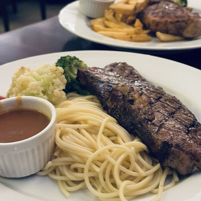 👸🏻皇后飯店 Queen's Cafe