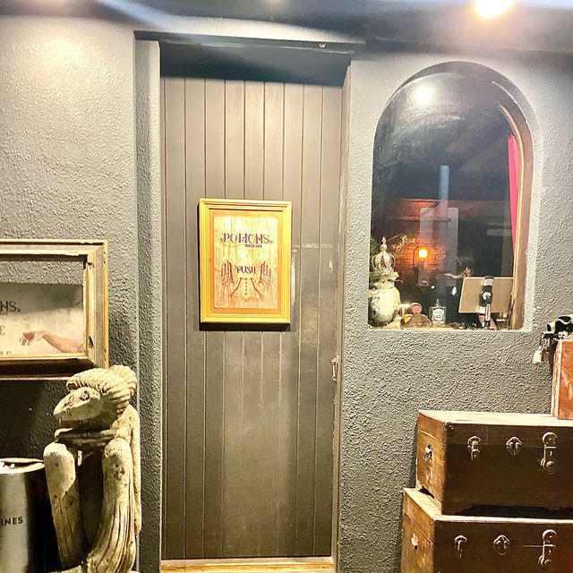 如同進入魔法世界的魔藥學餐酒館
