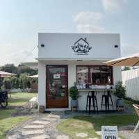 ข้างบ้านคาเฟ่ คาเฟ่เล็กๆ ในขลุง จันทบุรี