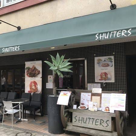 【東京】アップルパイとスペリアリブが看板のレストラン