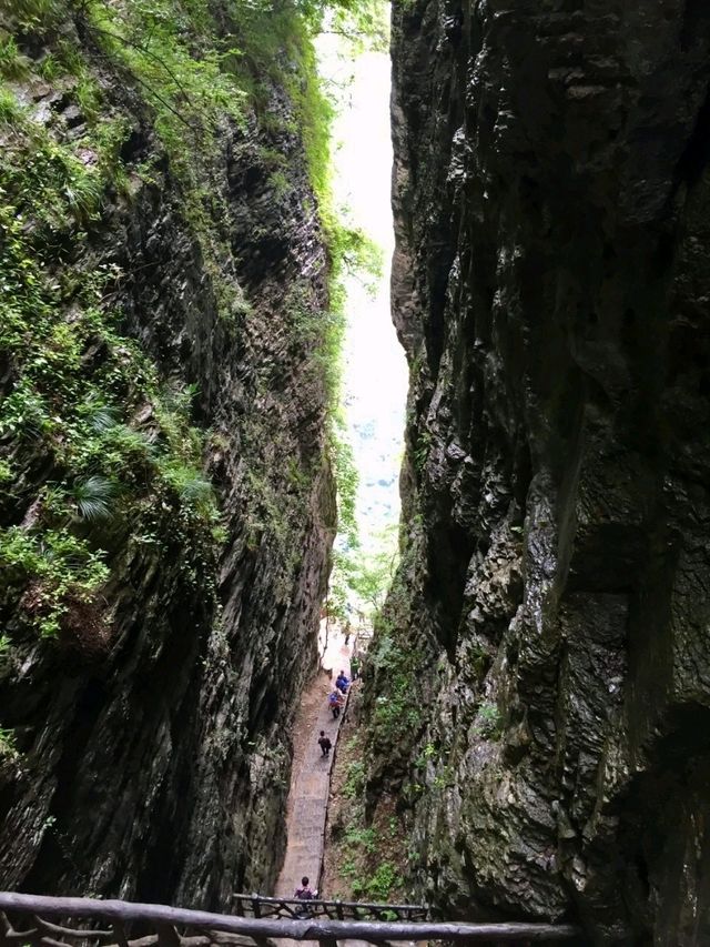 Hiking in ZhangjiaJie Grand Canyon