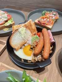Laugh by Nico Nico 🍳🥓 