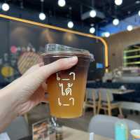 Manee Cafe & Bistro