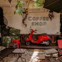 KIRINTJIKOPI | A very classic and aesthetic place.
