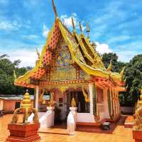 สักการะพระธาตุจอมสัก 1 ใน 9 จอม ของเชียงราย 