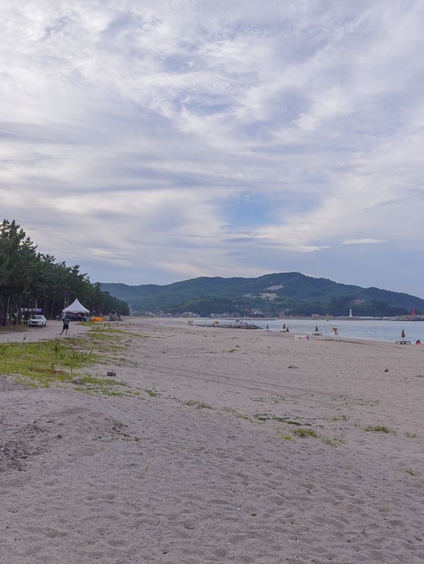 포토존 가득하고 조용한 삼척 바다 📍원평해수욕장