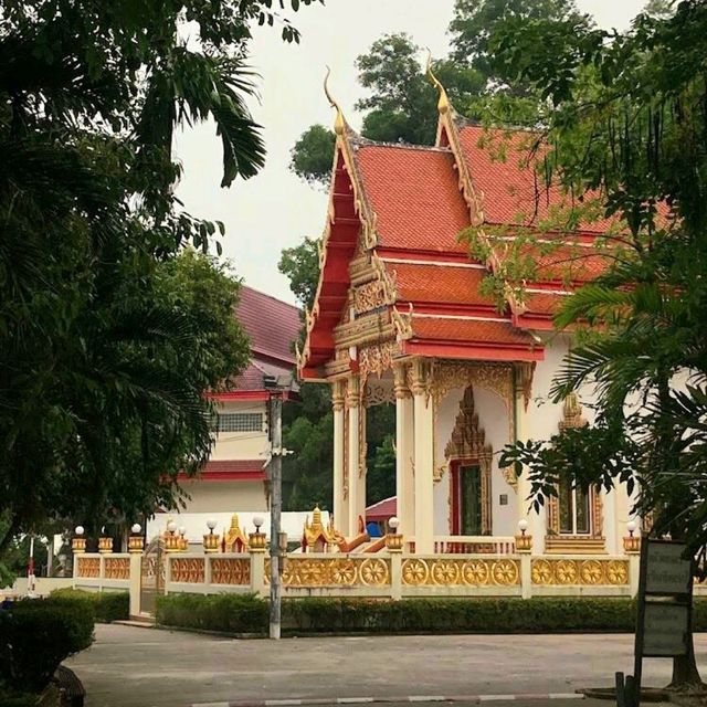 Wat Koh Sire