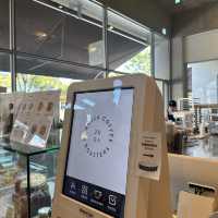 《韓国/君子》オリニデ公園目の前のCAFE ☕️🌿テラス席でティータイム♪ BONANZA