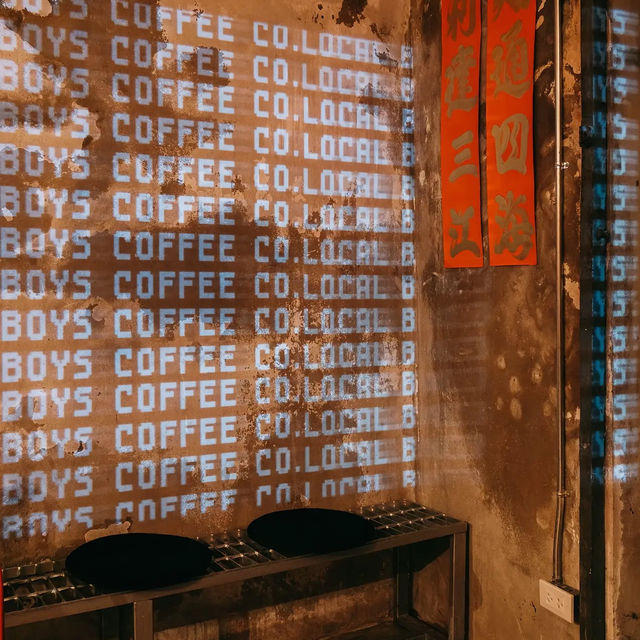 Local Boys Coffee คาเฟ่โคตรคูลเปิดใหม่