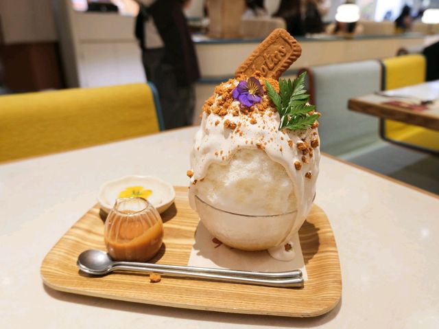 冰火之歌。夢幻刨冰配脆嫩炸雞