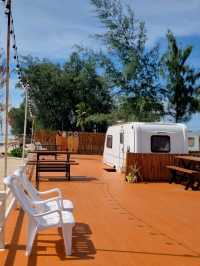 AM LOVING THIS CARAVAN STAY !