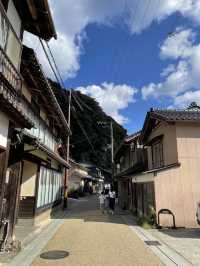 京都　まるで海に浮かぶ建物　伊根の舟屋🚤