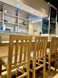 【中環】海言どんぶり専門店：精美的食材寶石盒，順時針品嚐每一款刺身