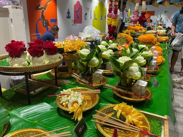 พาไหว้พระศิวะ : Big C ราชดำริ