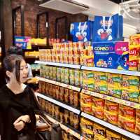 "Mamee Jonker House: A Fun-Filled Tour of Snack Production and Souvenirs"