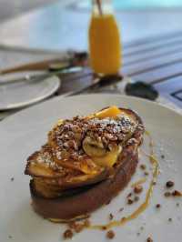 Indulge in Culinary Delights at COMO Cocoa Island