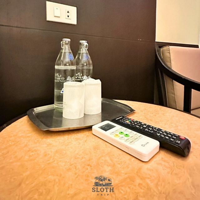 📌 CATHAY HOTEL