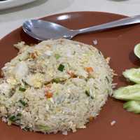 ครัวกุ้งหวาน หลังเซ็นทรัลรามอินทรา อร่อยดี รสเด็ด