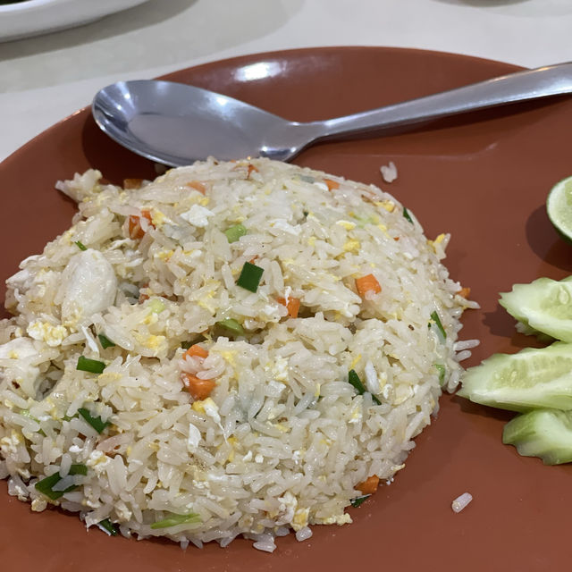 ครัวกุ้งหวาน หลังเซ็นทรัลรามอินทรา อร่อยดี รสเด็ด