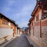 Discover Traditional Korean Living at Bukchon Hanok Village
