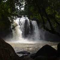 น้ำตกเหวสุวัต Khao Yai National Park. 
