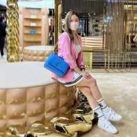 My Great Shopping Experience at Burberry's Paragon Pop-Up Store