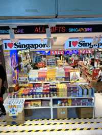 シンガポール　シンガポール観光　意外な穴場lucky plazaにまだ行ってないの？