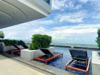เที่ยวพักที่ Holiday inn and suites Rayong 
