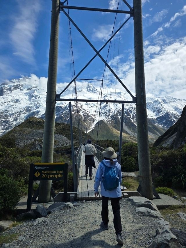 紐西蘭Hooker Valley track！散散步就能看到美景！