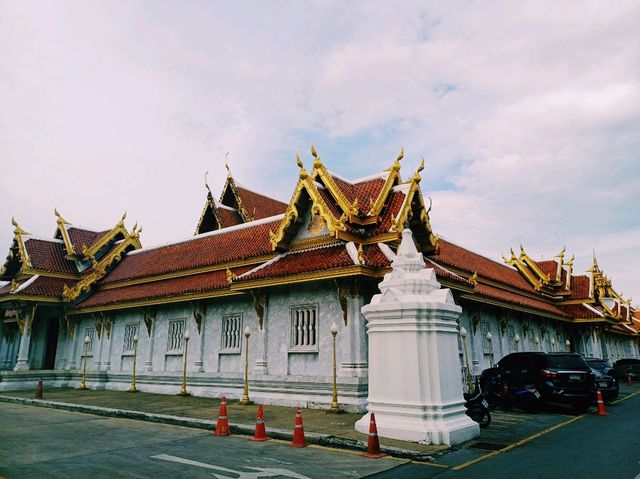 曼谷考山路附近小眾皇家寺廟景點Wat Tri Thotsathep Worawihan，適合散步拍照