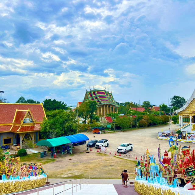 สักการะพระบรมสารีริกธาตุ วัดนามะตูม