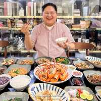 บุฟเฟ่ต์ข้าวต้ม+กุ้งเผา ทองหล่อ
