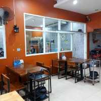 ไก่ย่างเขาสวนกวาง ร้านอาหารรสแซ่บ กำแพงเพชร