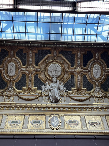 🎨 ルーブル美術館（Louvre Museum）: 世界最大級の美術館 | Trip.com パリ