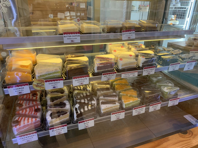 บ้านขนม คาเฟ่ 